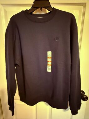 Champion Navy Blue Crewneck Sweatshirt NWT
